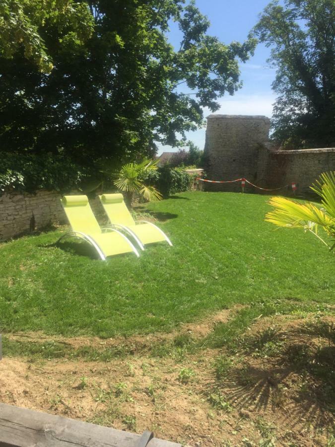 Le Jardin Des Arums Givry  Luaran gambar
